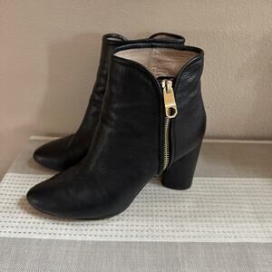 Louise Et Cie Lo-Zyda Bootie Black Leather Almond Toe Size 8M
